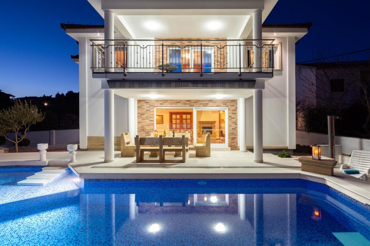Luxury Villa Ivana Марина Екстериор снимка