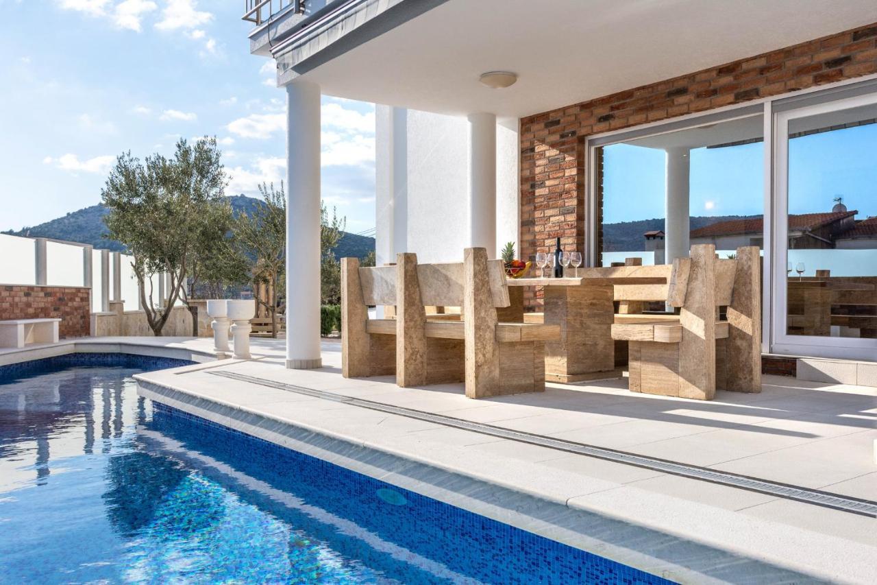 Luxury Villa Ivana Марина Екстериор снимка