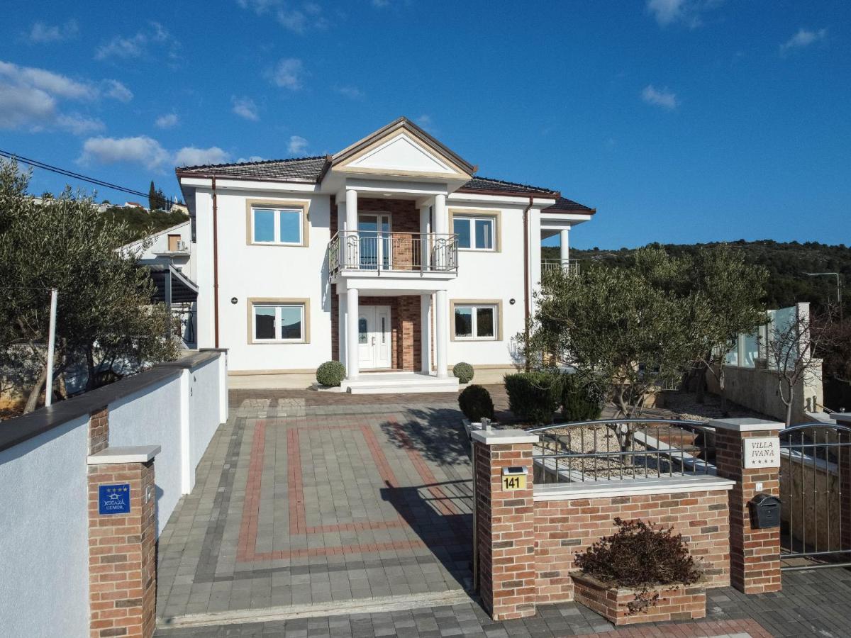Luxury Villa Ivana Марина Екстериор снимка